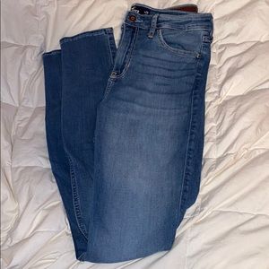 hollister super skinny jeans